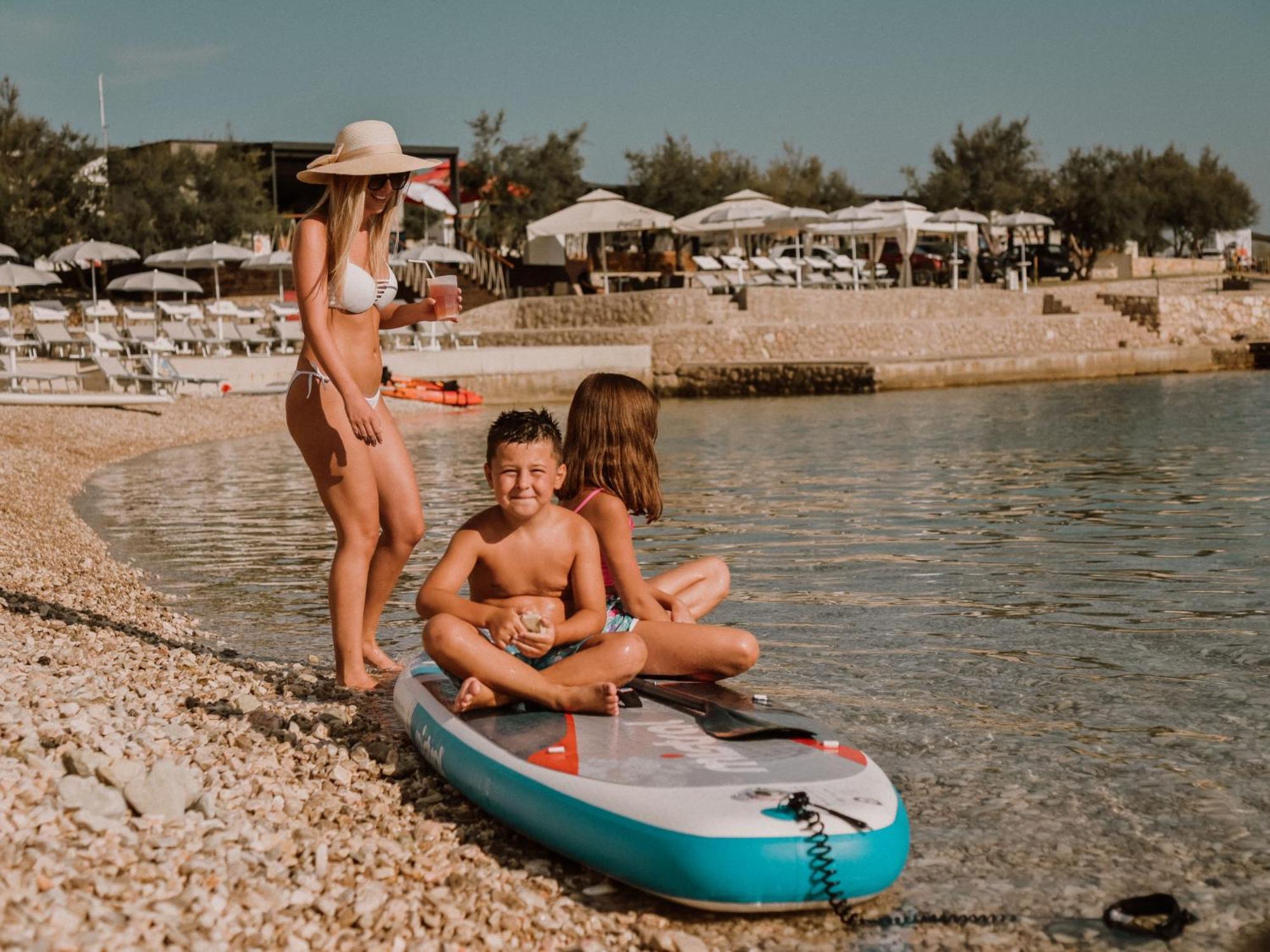 Holiday Home Seaside Mobile Home By Interhome Šilo Екстериор снимка
